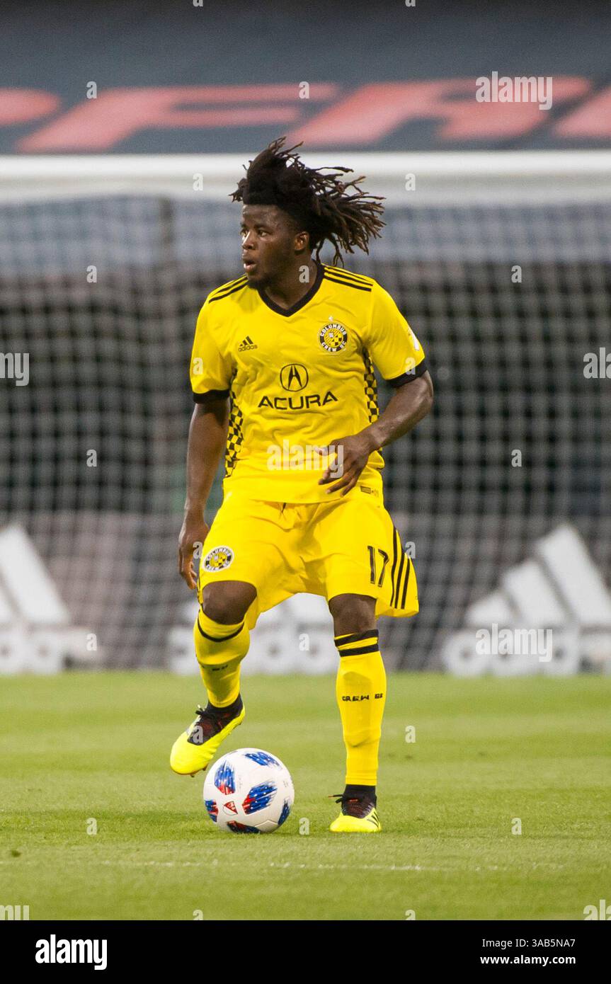 Sabato 9 giugno 2018: Il difensore del Columbus Crew SC Lalas Abubakar (17) cerca un passaggio nella partita tra i New York Red Bulls e il Columbus Crew SC al MAPFRE Stadium di Columbus, OHIO. ..credito fotografico obbligatorio: Dorn Byg/Cal Sport Media. ..Columbus Crew SC 1 - New York Red Bulls 1 (immagine di credito: &Copy; Dorn Byg/CSM via cavo ZUMA) Foto Stock