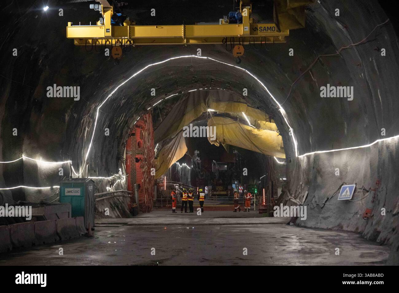 Italia. 2 aprile 2025. I cantieri per la galleria di base Lione-Torino, dove è stata inaugurata la nuova TBM (Tunnel Boring Machine) "Viviana". - Martedì 1 aprile 2025, Italia. News (foto di Marco Alpozzi/LaPresse) crediti: LaPresse/Alamy Live News Foto Stock