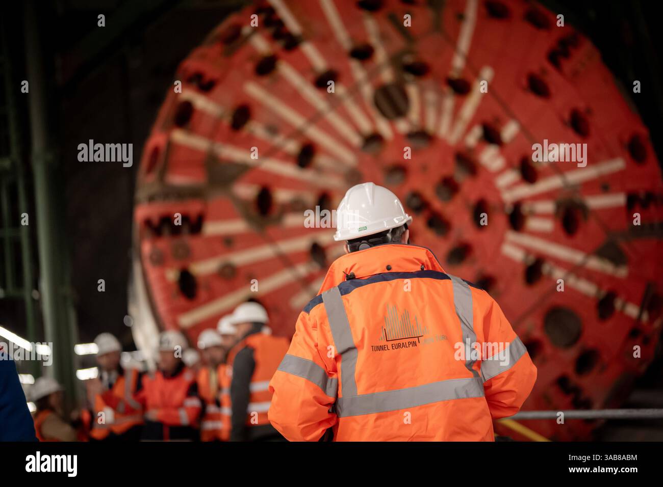 Italia. 2 aprile 2025. I cantieri per la galleria di base Lione-Torino, dove è stata inaugurata la nuova TBM (Tunnel Boring Machine) "Viviana". - Martedì 1 aprile 2025, Italia. News (foto di Marco Alpozzi/LaPresse) crediti: LaPresse/Alamy Live News Foto Stock