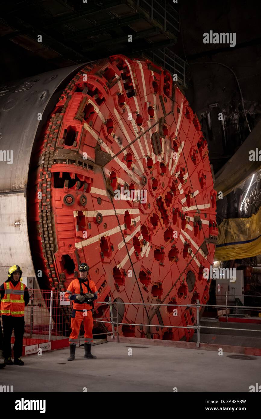 Italia. 2 aprile 2025. I cantieri per la galleria di base Lione-Torino, dove è stata inaugurata la nuova TBM (Tunnel Boring Machine) "Viviana". - Martedì 1 aprile 2025, Italia. News (foto di Marco Alpozzi/LaPresse) crediti: LaPresse/Alamy Live News Foto Stock