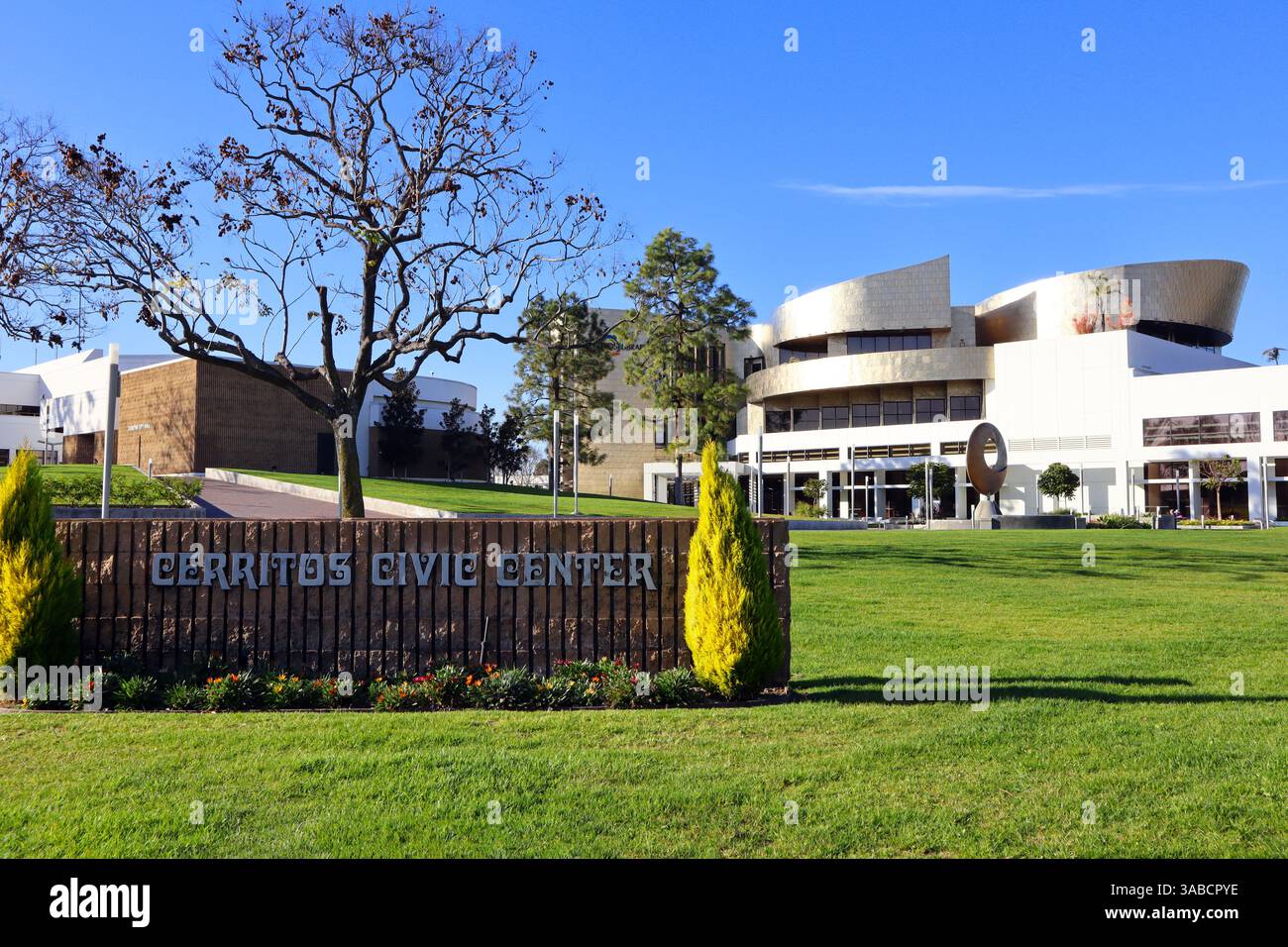Cerritos, California: Cerritos Civic Center Plaza, Cerritos, Los Angeles County Foto Stock