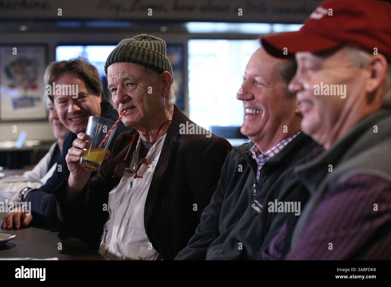 17 aprile 2018 - Rosemont, il, USA - l'attore e comico Bill Murray parla ai media, mentre afferma che avranno delle paillette di carta al ristorante Caddyshack martedì 17 aprile 2018 a Rosemont, Ill. (Immagine di credito: © Antonio Perez/TNS via ZUMA Wire) Foto Stock