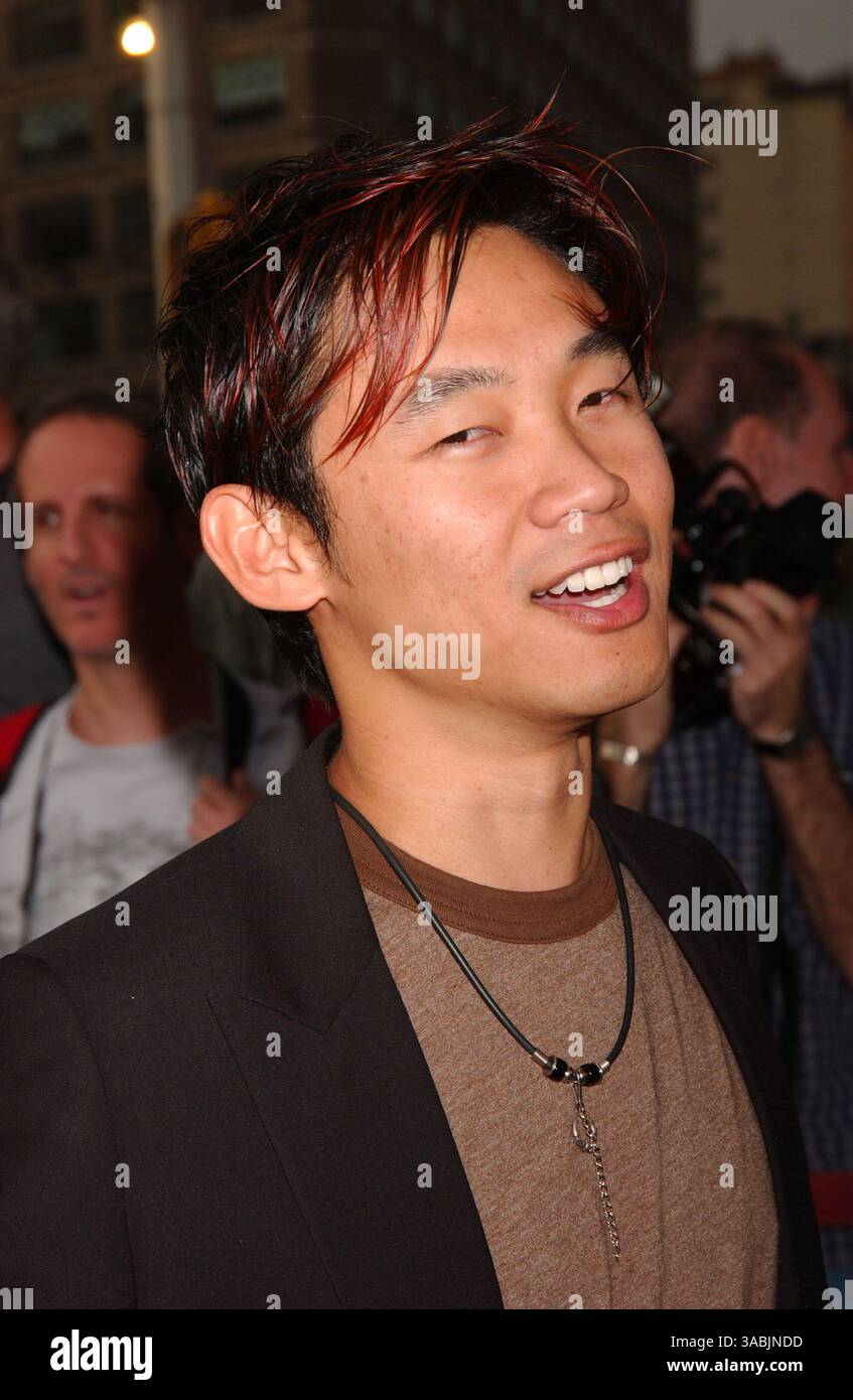 28 2007 agosto, New York City l'attore Kevin Bacon e il regista James Wan arrivano alla prima "condanna a morte" al Tribeca Cinemas nel centro di Manhattan (immagine di credito: © Sharkpixs/ZUMA Press) Foto Stock