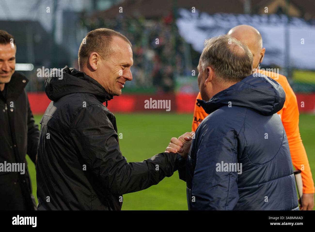 Niepolomice, Polonia, 1 aprile 2025, partita di calcio nella semifinale di Coppa di Polonia tra Puszcza Niepolomice e Pogon Stettino, Op: Kolendowicz Robert, T Foto Stock