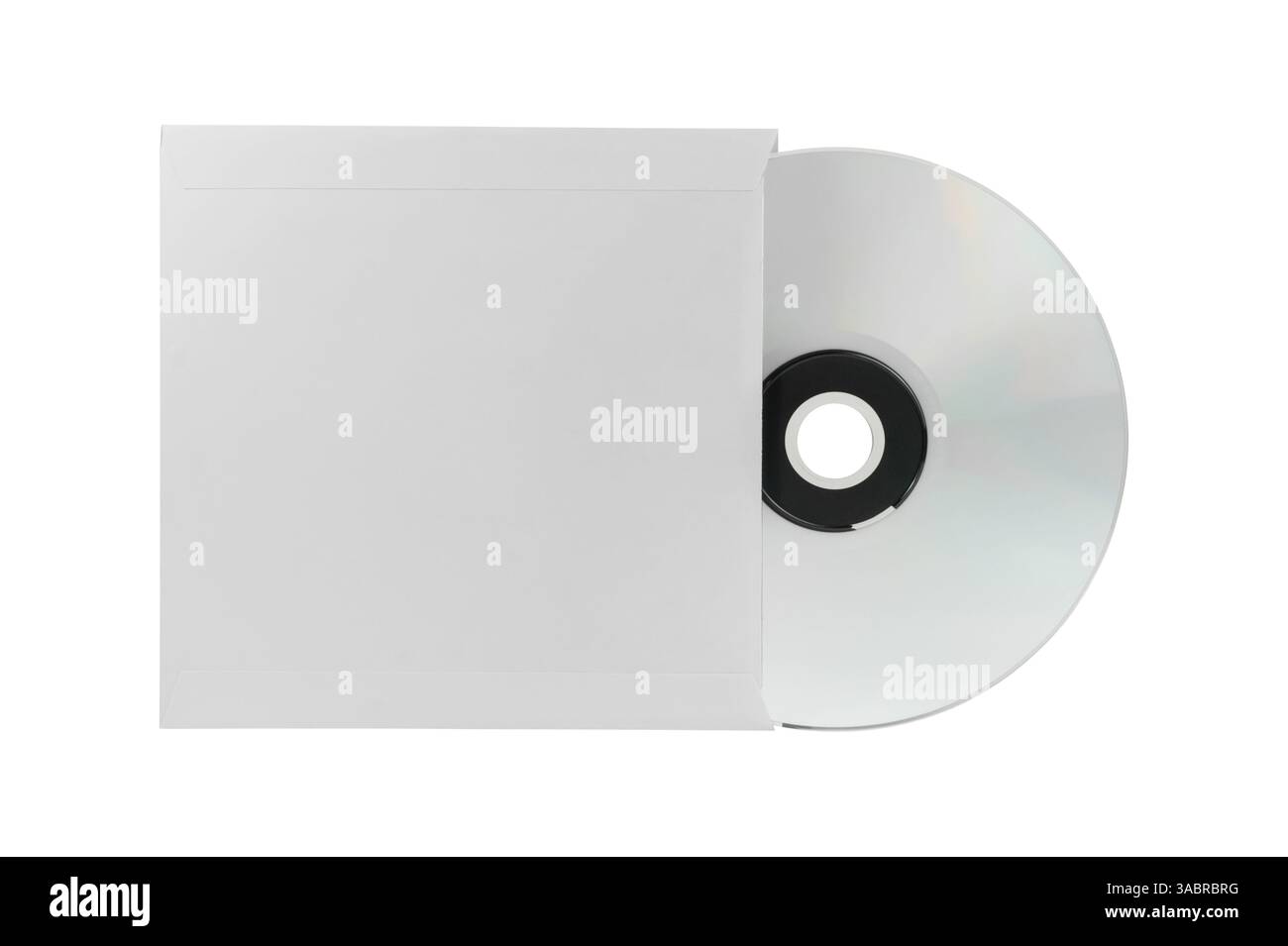CD parzialmente inserito in una custodia di carta bianca, che rappresenta il supporto digitale e la memorizzazione dei dati. isolato su sfondo bianco Foto Stock