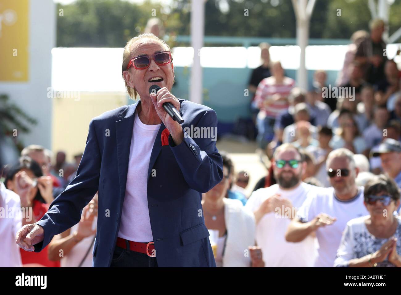 Michael Holm (cantante/musicista) nel programma TV ARD Immer wieder sonntags, Rust, Germania / Germania Foto Stock