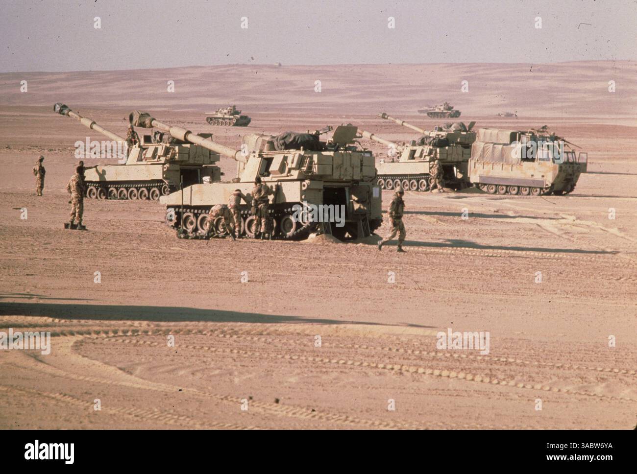 27 febbraio 2007 - At Land, in a Desert - forze militari join Training Operation, US, Egyptian and Sudanese Forces in the Desert Warfare (Credit Image: © Department of Defense/ZUMA Press) RESTRIZIONI: (File Photo: Data esatta e luogo sconosciuto) Foto Stock