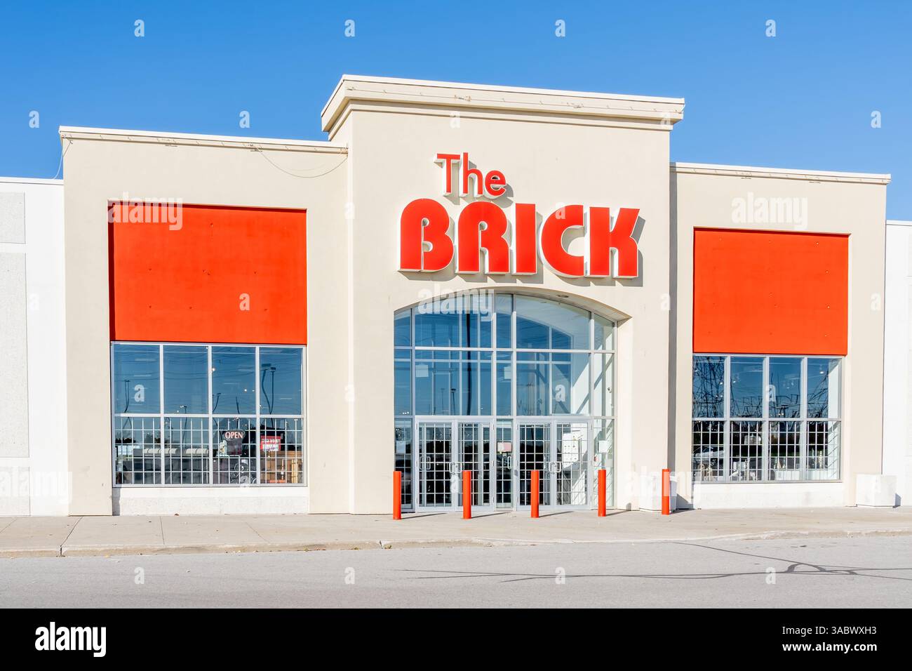 Un negozio The Brick a Richmond Hill, Ontario, Canada. Foto Stock