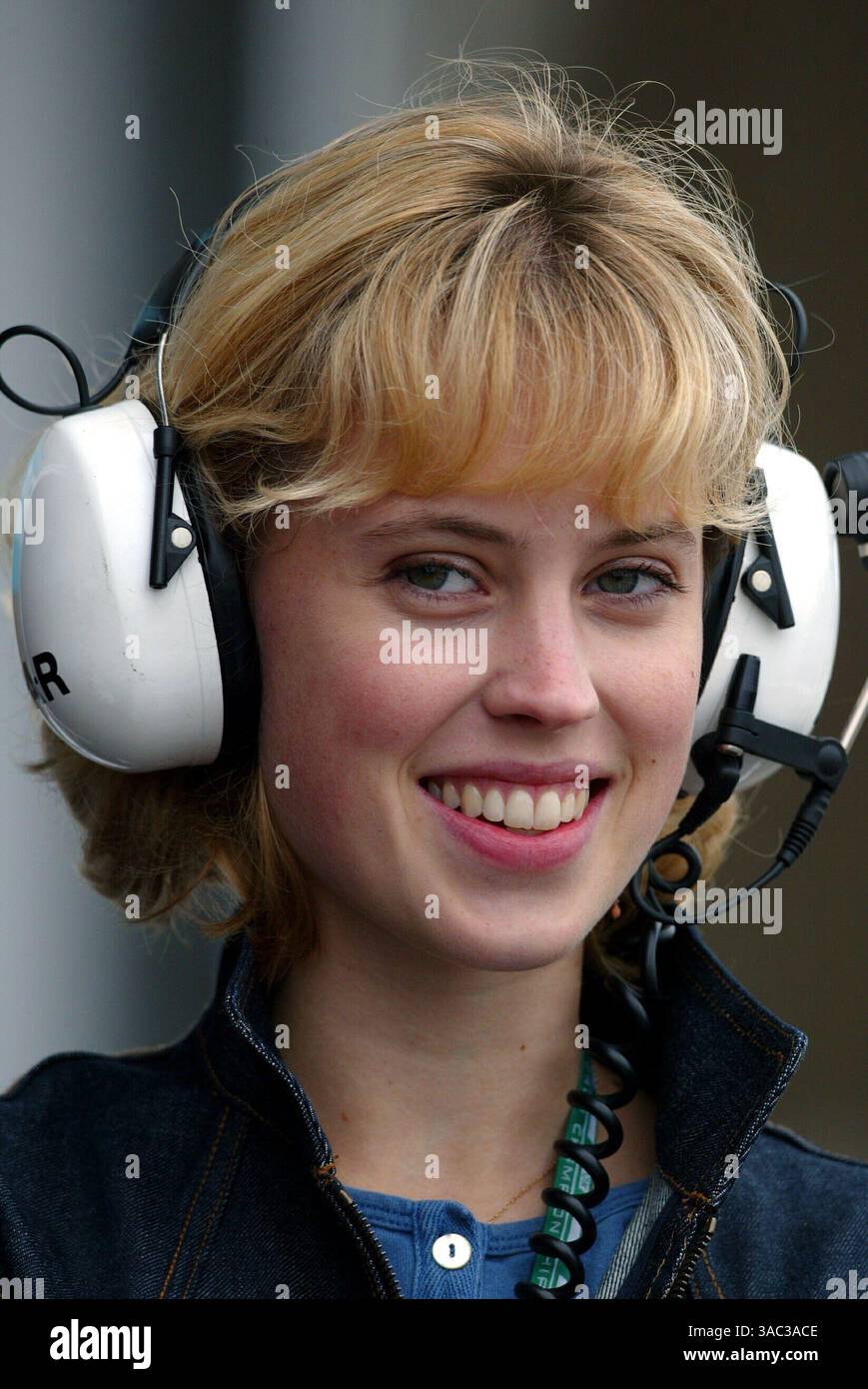 Ellie Green (USA), fidanzato di Jacques Villeneuve (CDN) BAR..Formula 1 World Championship, RD8, Canadian Grand Prix, Montreal, Canada, 14 giugno 2003..IMMAGINE DIGITALE (immagine di credito: ©Sutton Motorsports/ZUMA Press) Foto Stock