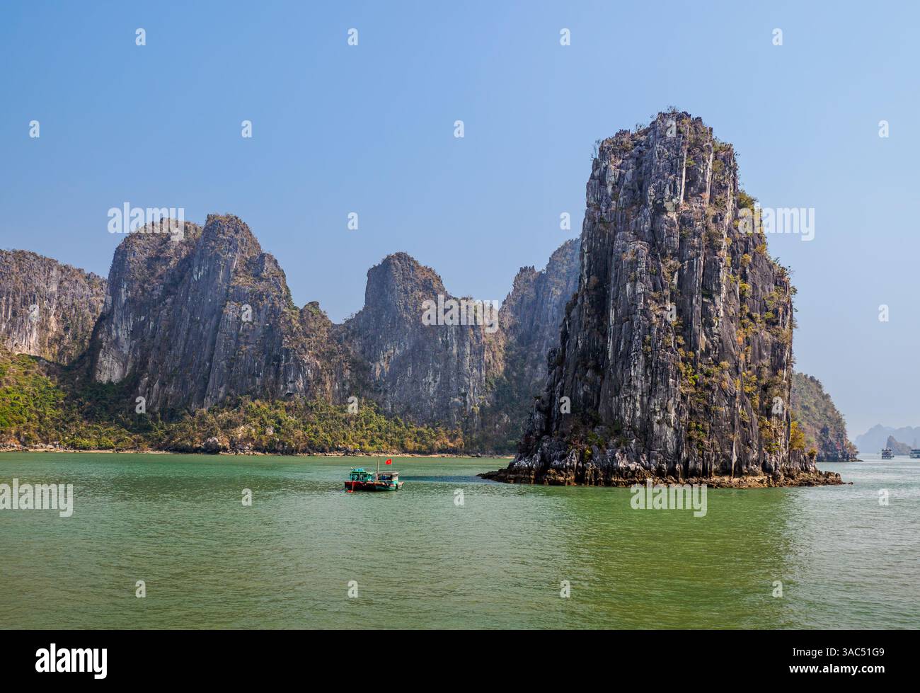 La Baia di Ha Long, Vietnam Foto Stock