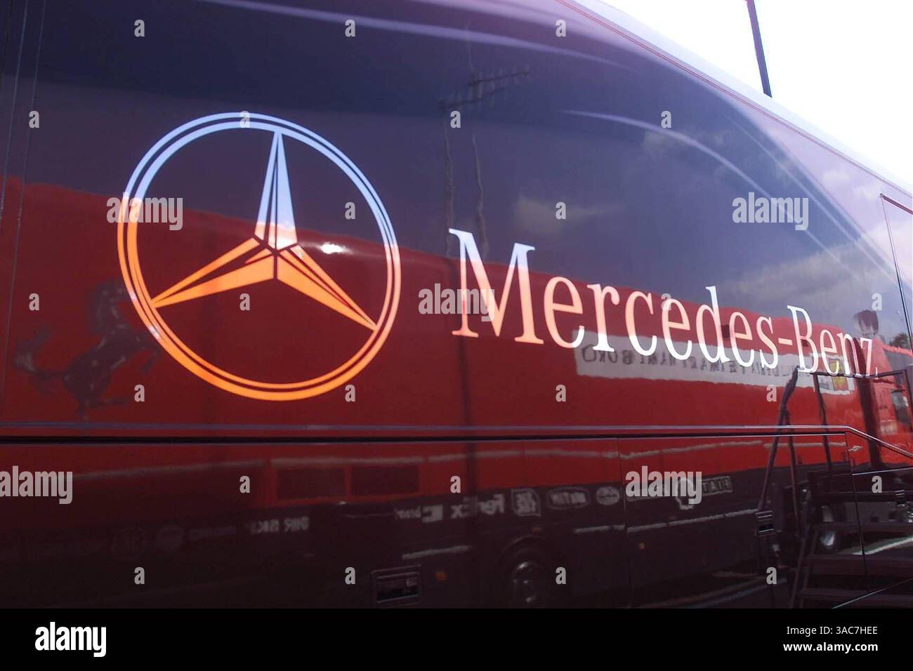 The Three Point Star..Gran Premio di Spagna, Barcellona 26 aprile 2001..IMMAGINE DIGITALE (Credit Image: ©Sutton Motorsports/ZUMA Press) Foto Stock