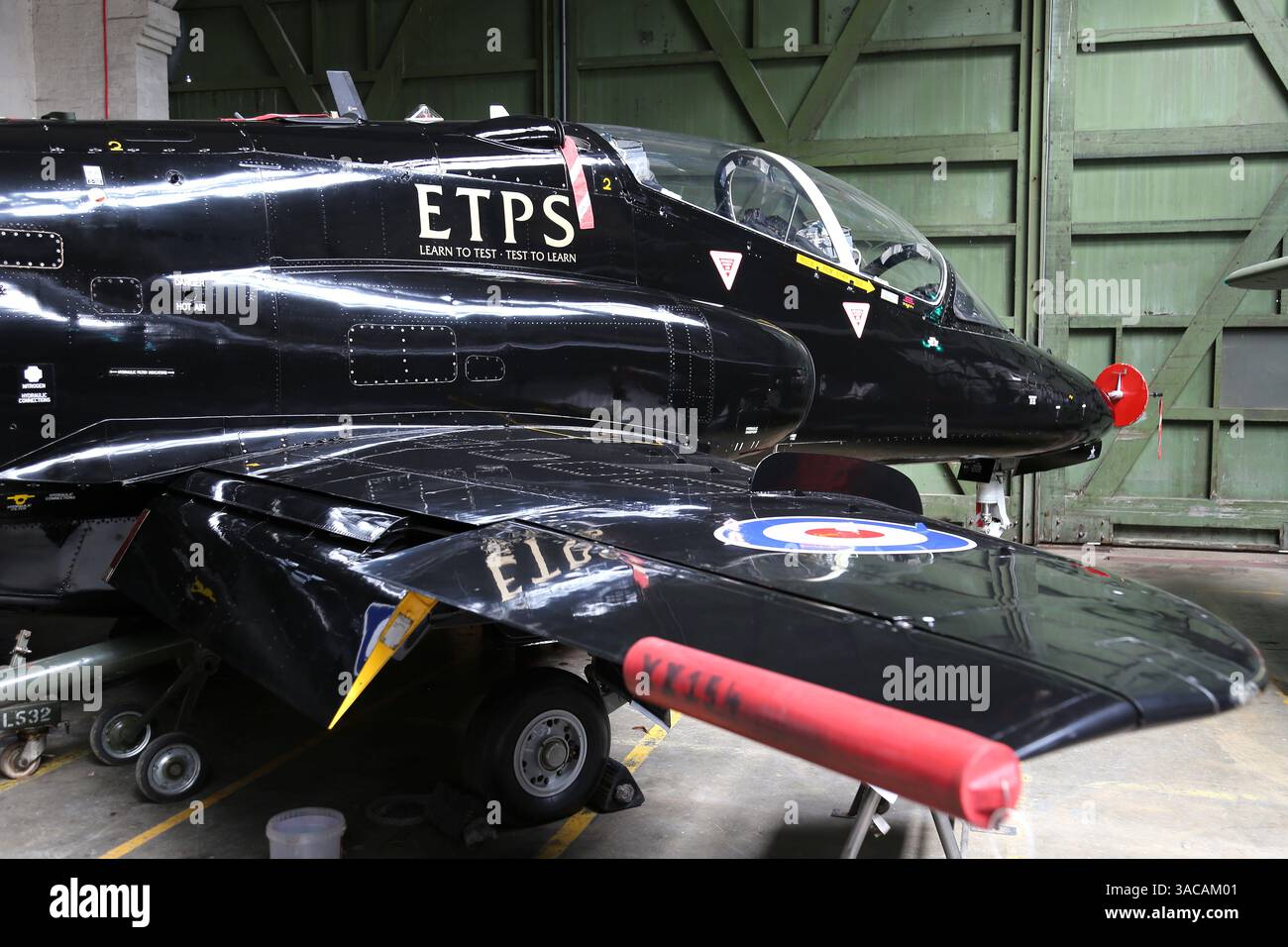 BAE Hawk T1, Boscombe Down Aviation Collection, Old Sarum Airfield, Salisbury, Wiltshire, Inghilterra, gran Bretagna, Regno Unito, Europa Foto Stock