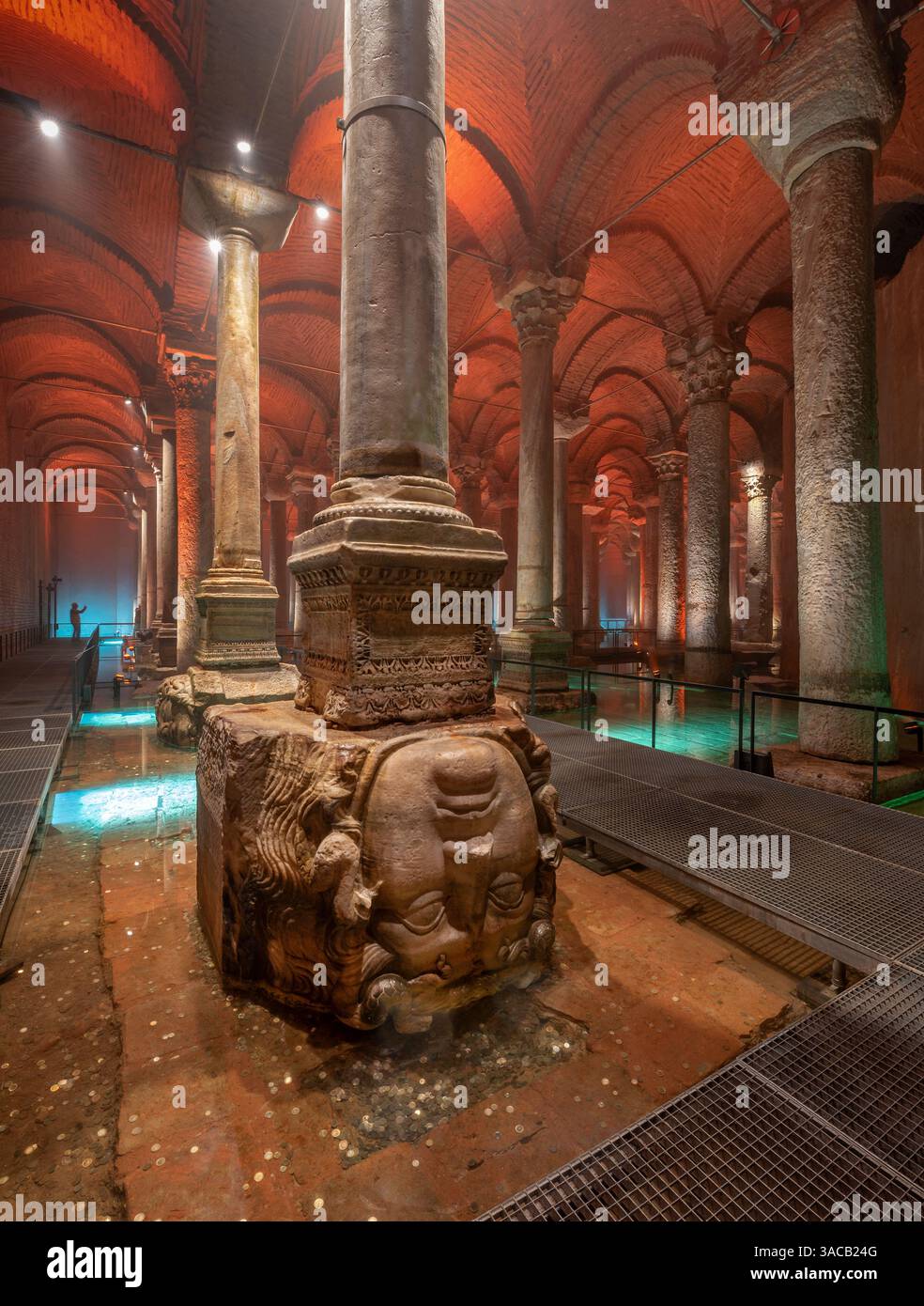 La Cisterna Basilica (Yerebatan sarnici) a Istanbul, Turchia Foto Stock