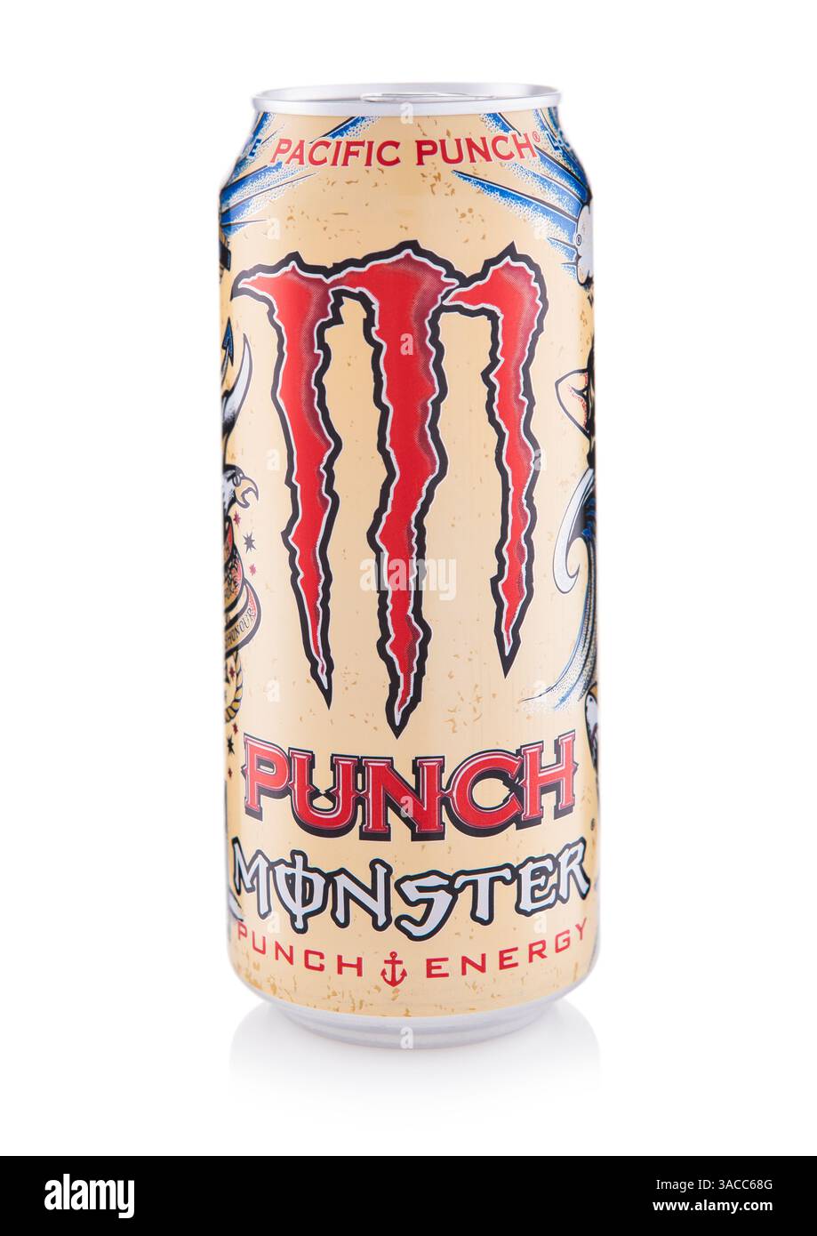 LONDRA, Regno Unito - 12 MARZO 2025: Bevanda energetica Monster pacific Punch per uno stile di vita attivo sul bianco. Foto Stock
