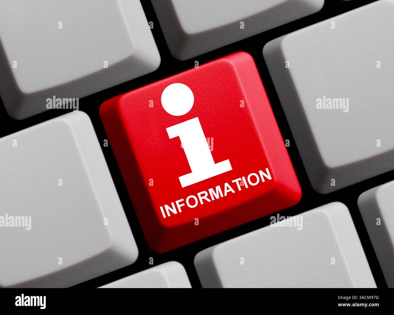 Il pulsante rosso della tastiera con il simbolo delle informazioni mostra le informazioni Foto Stock