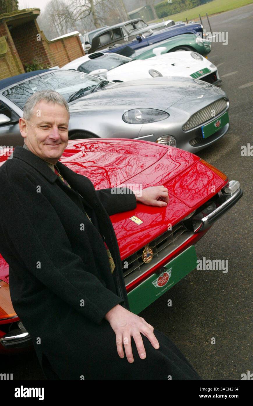 David Grace (GBR) e una Ferrari Daytona, Aston Martin Vanquish e Porsche 911 GT1 Road car..Marque Park Launch, Henley, Londra, Inghilterra, 6 febbraio 2003..IMMAGINE DIGITALE (Credit Image: ©Sutton Motorsports/ZUMA Press) Foto Stock