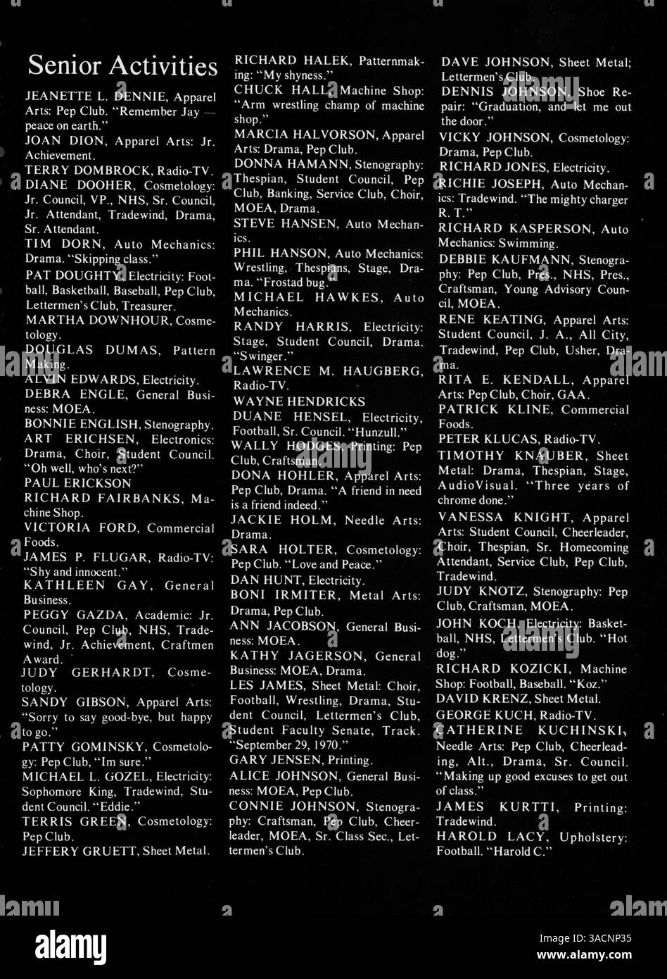 L'annuario del 1971 riflette le esperienze accademiche e sociali degli studenti, tra cui atletica leggera, club, e il ruolo della storia afroamericana nel plasmare l'ambiente scolastico durante l'anno accademico 1970-1971. Foto Stock