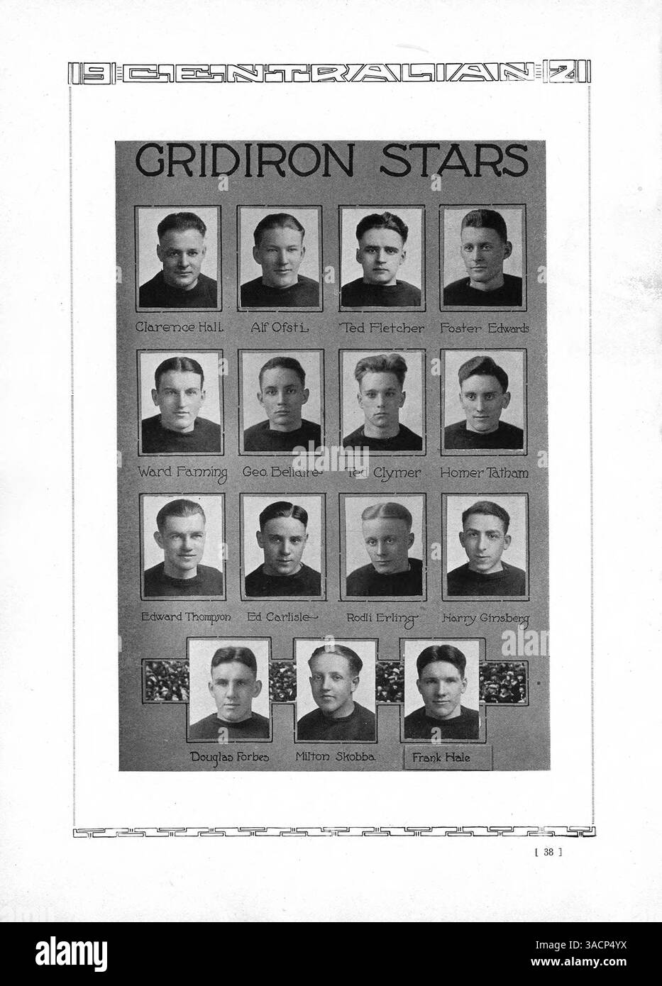 L'annuario Centralian 1921 mette in evidenza l'anno scolastico 1920-1921 presso la Central High School, documentando le attività degli studenti, gli insegnanti, i club e gli eventi sportivi, oltre a mostrare i contributi degli studenti afroamericani all'ambiente scolastico. Foto Stock