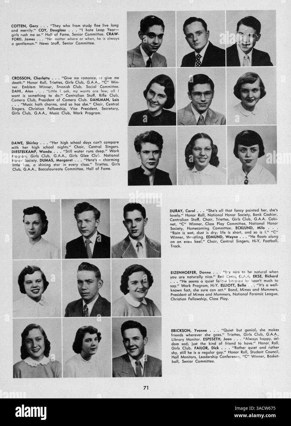Questo annuario "Centralian" del 1952 cattura le attività degli studenti, il coinvolgimento della facoltà, lo sport e i club durante l'anno scolastico 1951-1952, concentrandosi sui contributi afroamericani all'ambiente scolastico. Foto Stock