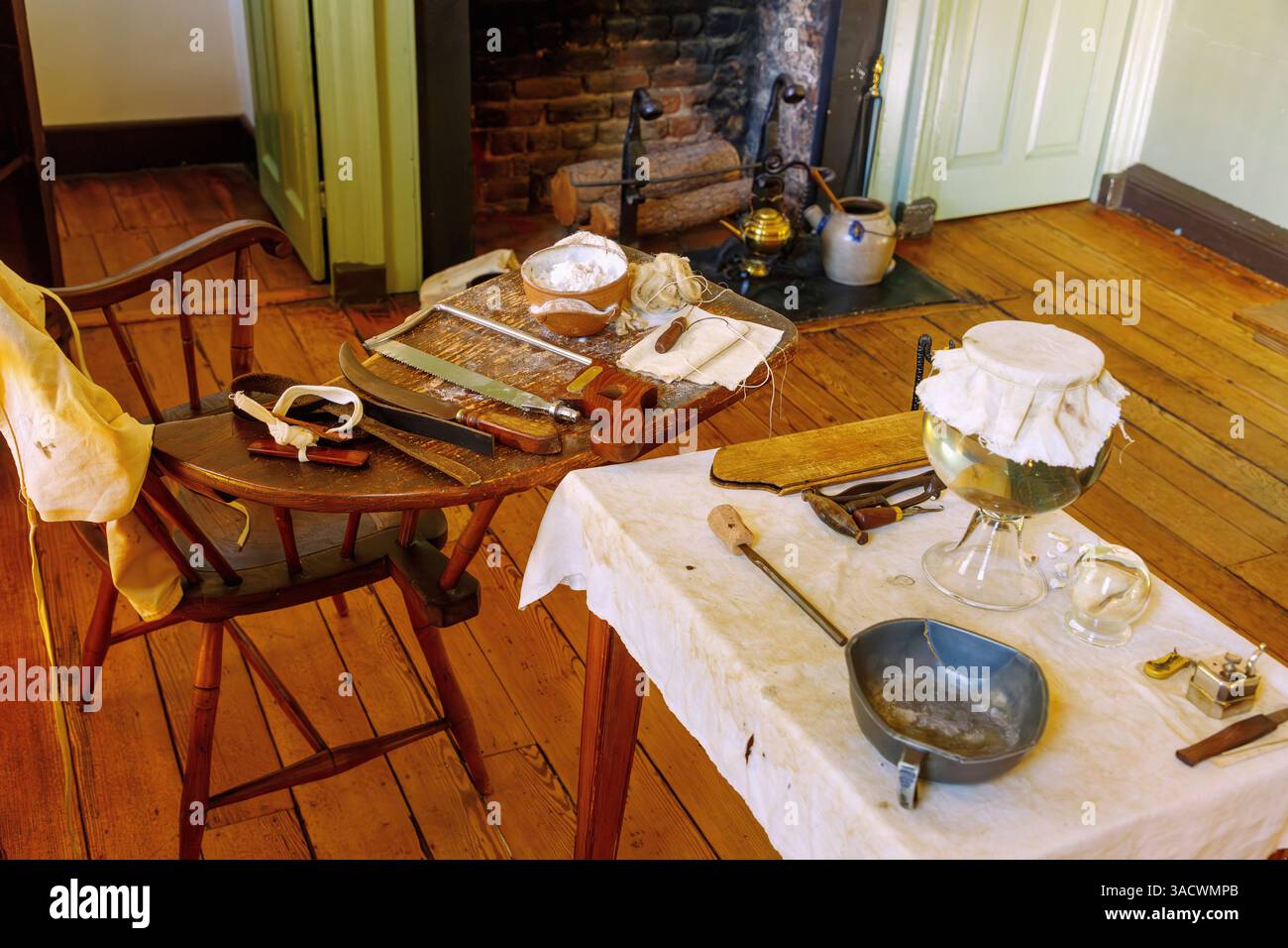 Hugh Mercer Apothecary Shop, sala trattamenti di Hugh Mercer, nel quartiere storico di Fredericksburg, Virginia, Stati Uniti Foto Stock