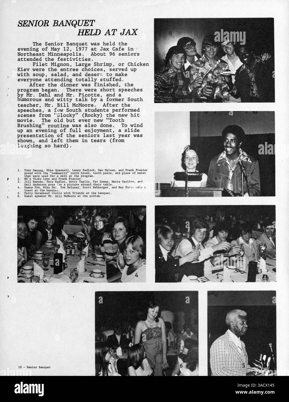 Il South High Yearbook del 1977 registra le attività di studenti, insegnanti e squadre di atletica, insieme agli eventi culturali dell'anno scolastico 1976-1977, con un'enfasi sui contributi afroamericani all'ambiente scolastico. Foto Stock