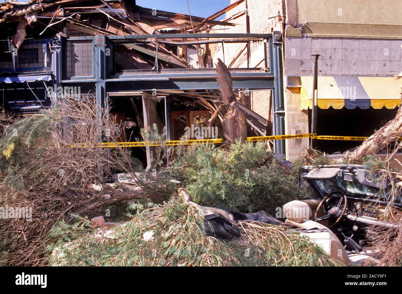 Loma Prieta terremoto danni al Pacific Garden Mall di Santa Cruz mercoledì 18 ottobre 1989 (immagine di credito: Monterey Herald/ZUMAPRESS.com) Foto Stock