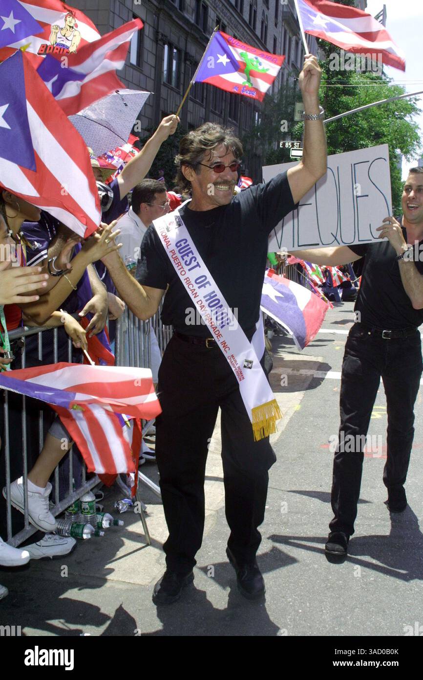 10 giugno 2001; New York, NY, Stati Uniti; il giornalista televisivo GERALDO RIVERA alla 6a Parata annuale del Puerto Rican Day. (Immagine di credito: Nancy Kaszerman/ZUMAPRESS.com) Foto Stock