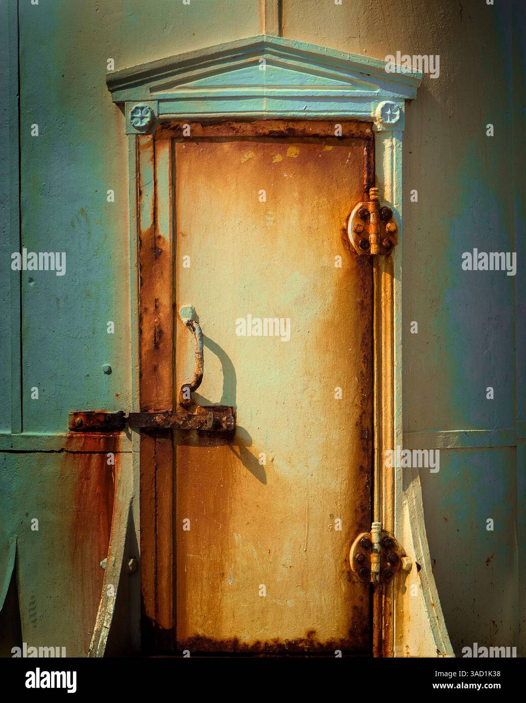 Arte fotografica, chiusa a chiave - Brixham Breakwater Lighthouse Door, Devon, Inghilterra Foto Stock