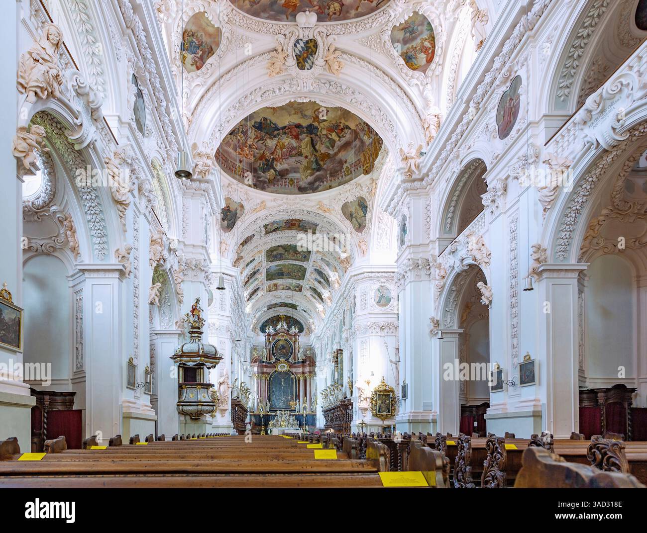 Germania, Baviera, Waldsassen, Monastero di Waldsassen, Basilica Collegiata, interno Foto Stock
