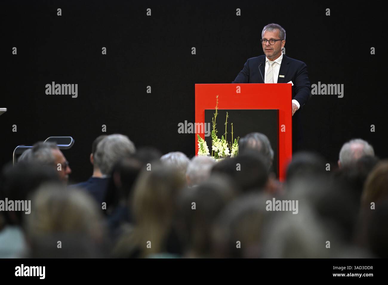 Il presidente Andreas Felchle WLSB, Wuerttembergischer Landessportbund e.V. presso il leggio Sport, Haus des Sports, Stoccarda, Baden-Wuerttemberg, Germania Foto Stock