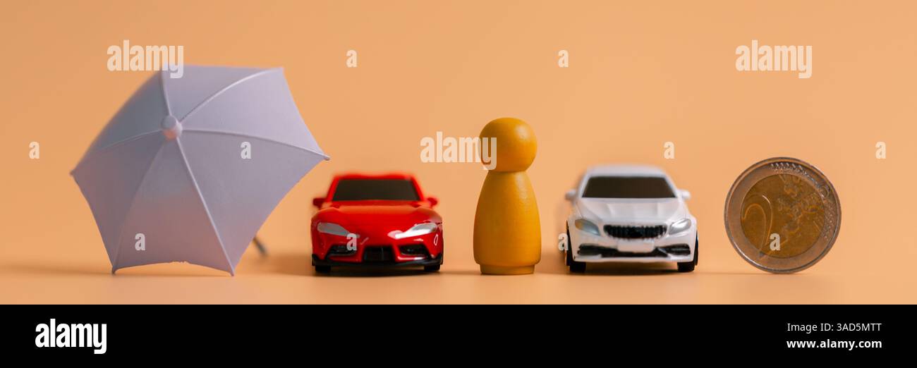 Concept veicolo aziendale protezione finanziaria piano d'ufficio acquisto vendita auto a gettoni garantendo sicurezza finanziaria dell'idea. agente di protezione fiscale dell'automobile pu Foto Stock