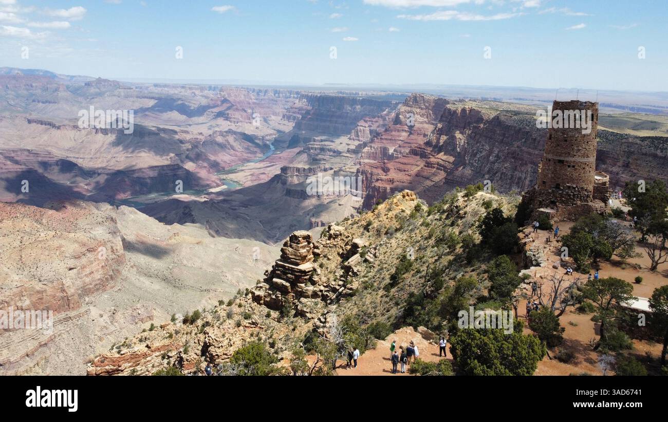 Volo in droni sul Desert View Point del Grand Canyon in Arizona Foto Stock