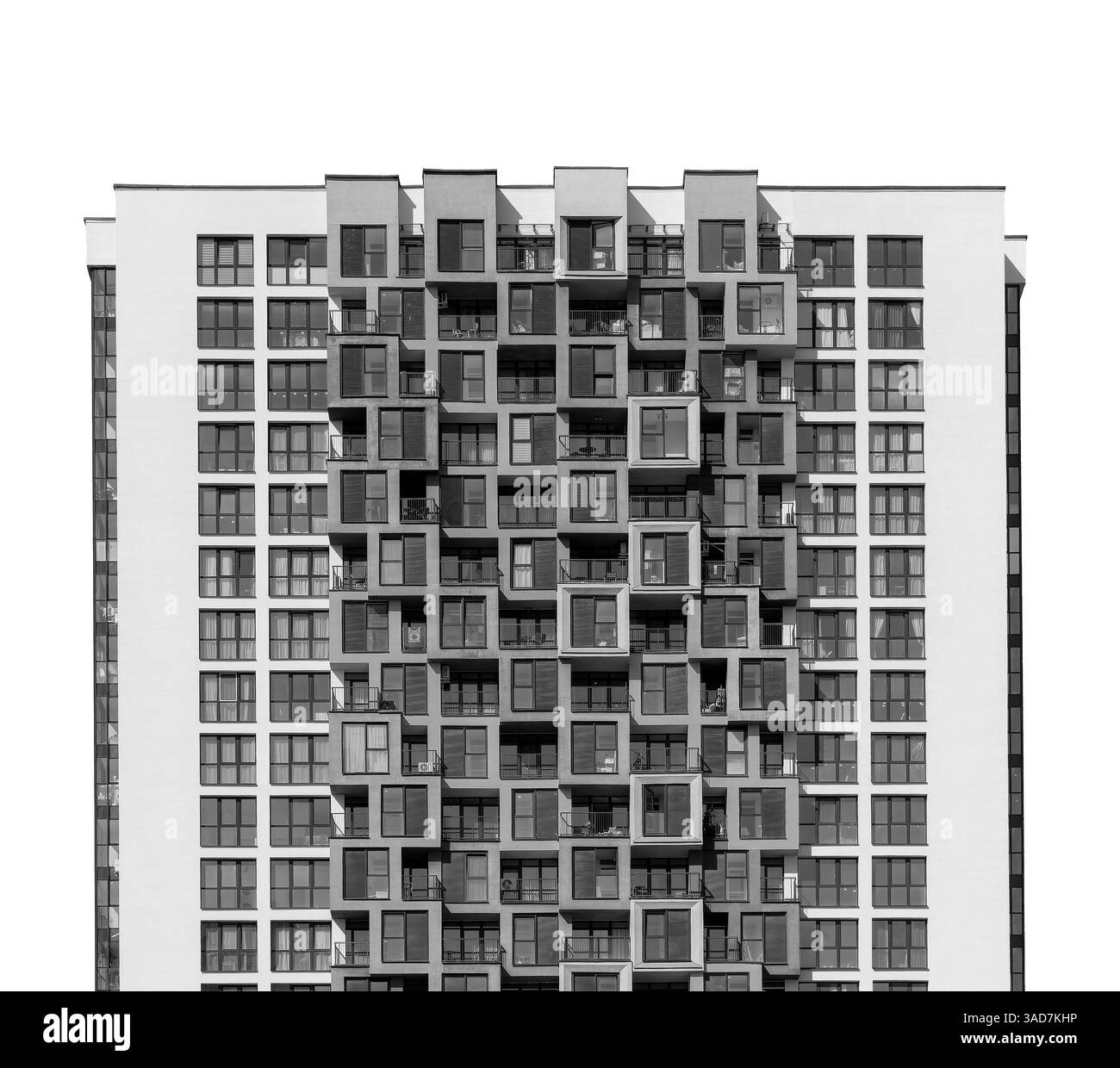 Edificio dall'architettura moderna. Alto complesso di uffici, commerciali o residenziali con facciata in vetro, dettagli delle finestre e vista esterna Foto Stock