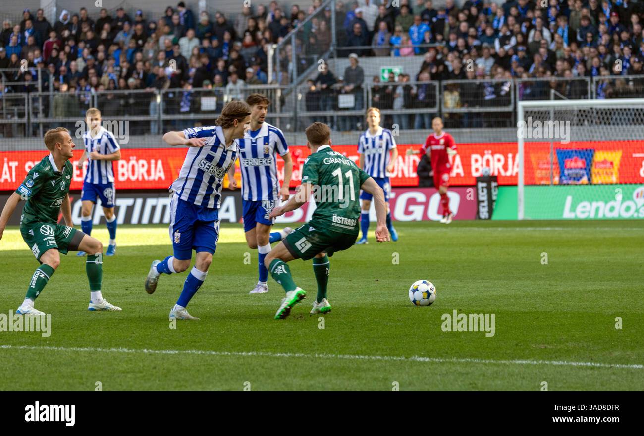 Gothenburg, Svezia. 5 aprile 2025. Momento nel secondo tempo della partita tra IFK Gothenburg e Halmstads BK in Allsvenskan a Gamla Ullevi. Crediti: Per Ljung/Alamy Live News Foto Stock