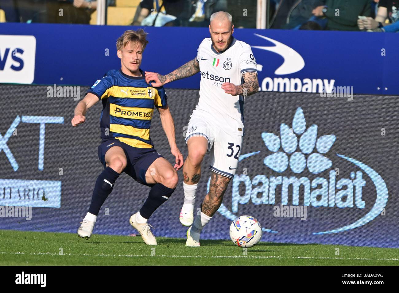 Parma, Italia, 05 aprile 2025 Federico Dimarco di FC Internazionale in azione durante la serie A Enelive tra Parma calcio vs FC Internazionale :Agostino Gemito/ Alamy Live News Foto Stock Parma, Italia, 05 aprile 2025 Federico Dimarco di FC Internazionale in azione durante la serie A Enelive tra Parma calcio vs FC Internazionale :Agostino Gemito/ Alamy Live News Foto Stock