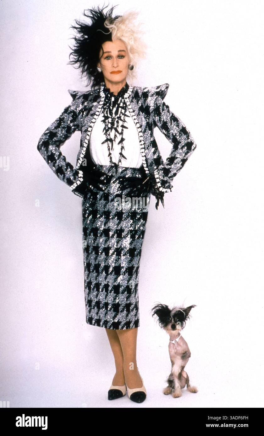 30 novembre 2000; Hollywood, California, Stati Uniti; l'attore GLENN CLOSE interpreta Cruella De Vil in "102 Dalmati" della Walt Disney Pictures. (Immagine credito: Immagini automatiche/ZUMAPRESS.com) Foto Stock