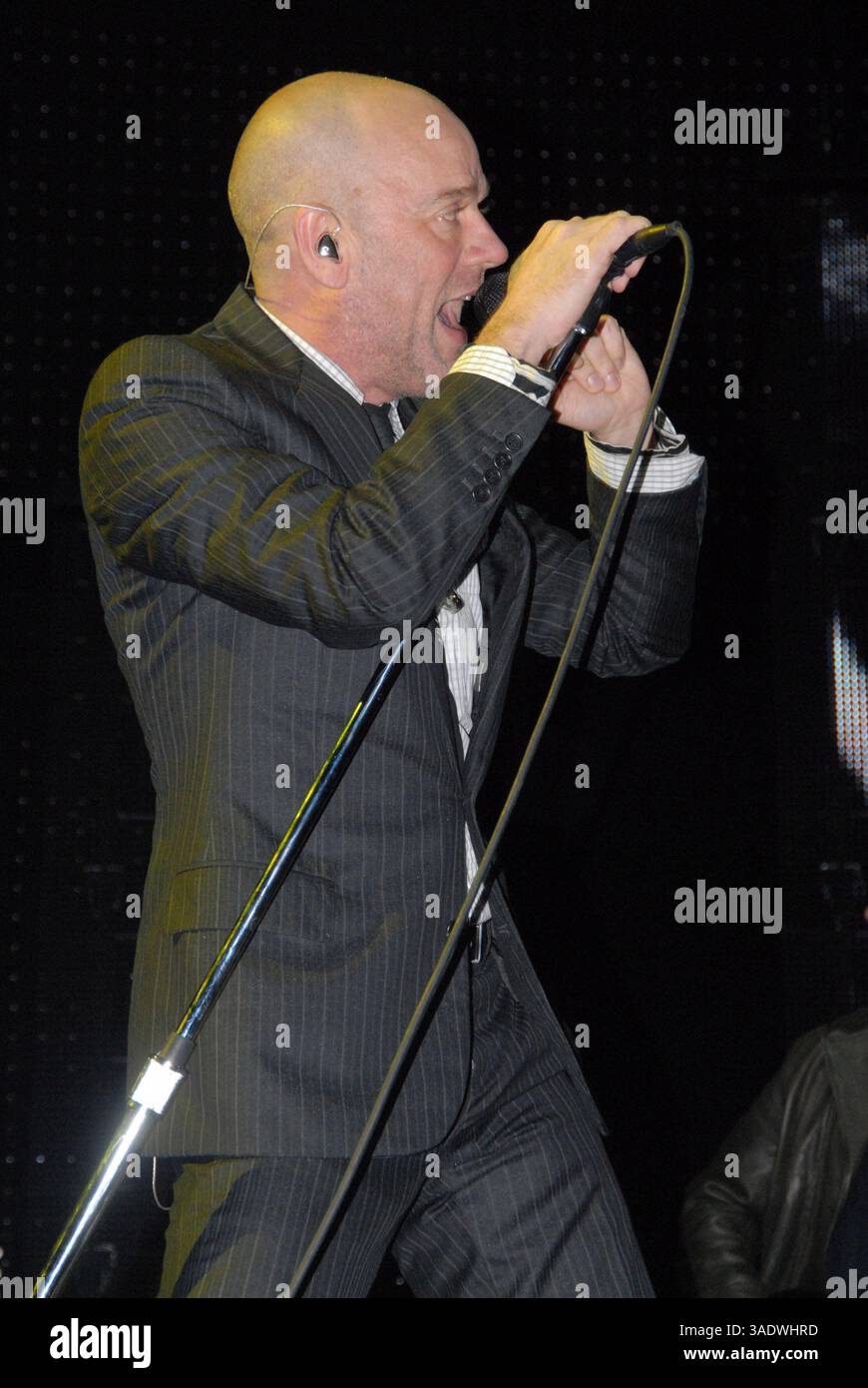 20 giugno 2008 - New York, New York, USA - MICHAEL STIPE e REM si esibiscono dal vivo in concerto alla radio City Music Hall di New York City. .( (immagine di credito: Jeff Geller/ZUMAPRESS.com) Foto Stock