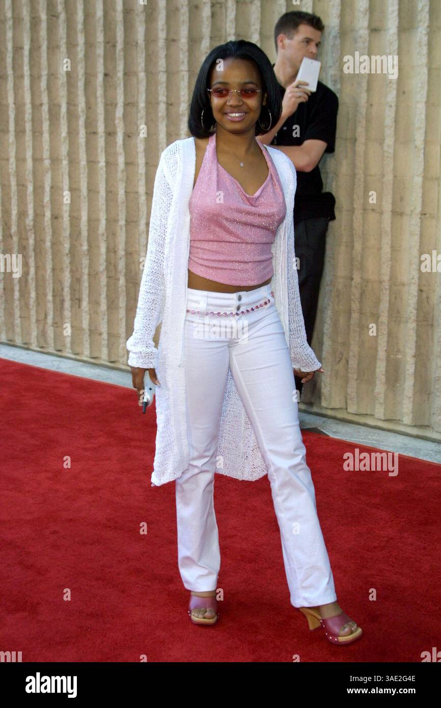 20 giugno 2001; Hollywood, California, Stati Uniti; l'attore KYLA PRATT alla prima di "Dr. Dolittle 2". (Immagine di credito: Lisa o'Connor/ZUMAPRESS.com) Foto Stock