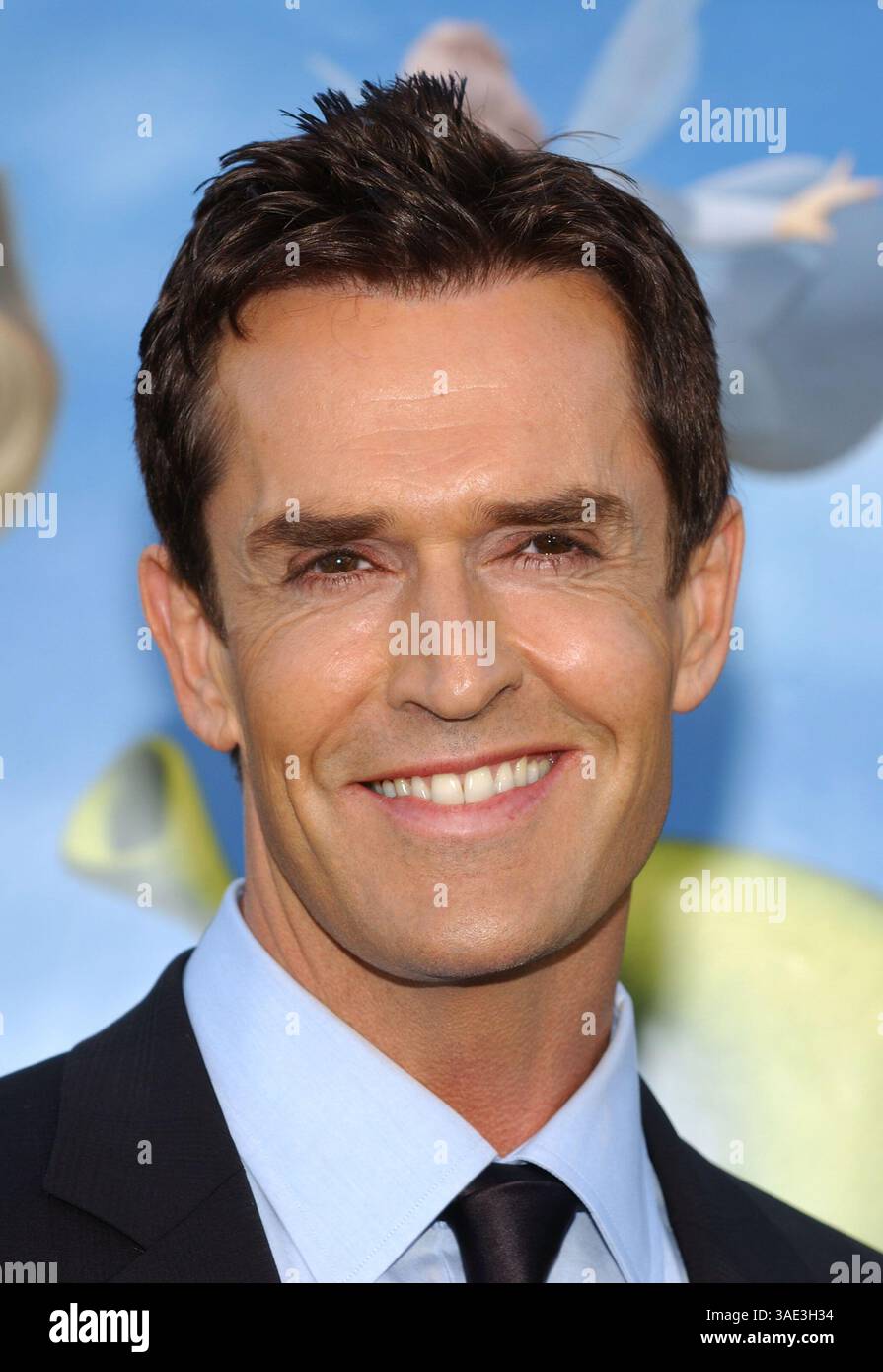 8 maggio 2004; Westwood, California, USA; l'attore RUPERT EVERETT alla "Shrek 2" LA Premiere si tiene al Mann Village Theatre. (Immagine di credito: Lisa o'Connor/ZUMAPRESS.com) Foto Stock