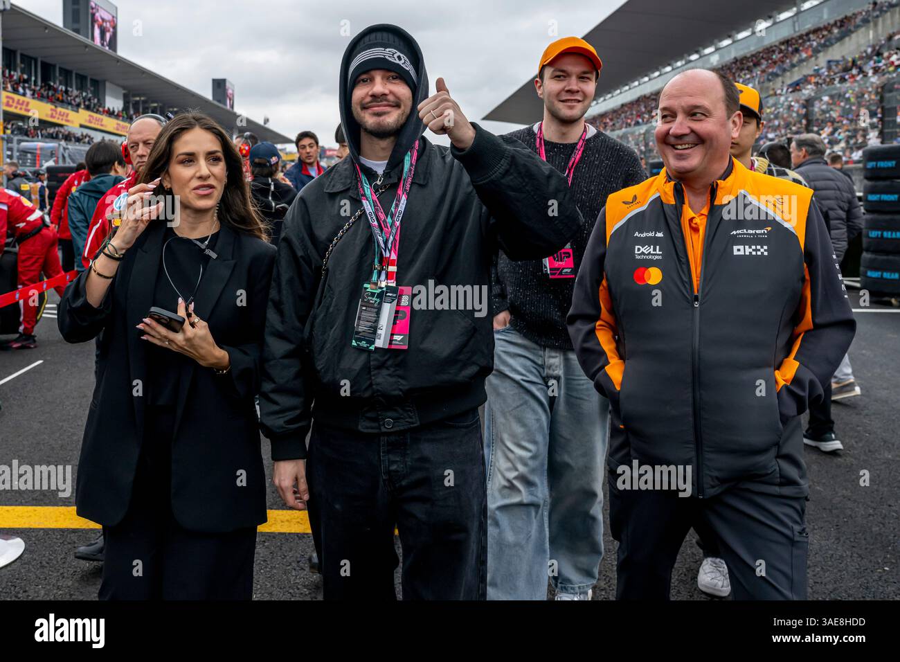 Suzuka, Giappone, 05 aprile 2025, Rex Orange County, cantante inglese che partecipa alle qualificazioni al Gran Premio del Giappone 2025, che si svolgono a Suzuka, in Giappone. Crediti: Michael Potts/Alamy Live News Foto Stock