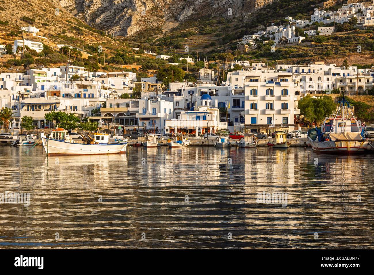 Villaggio di Aegiali sull'isola di Amorgos. Cicladi, Grecia Foto Stock