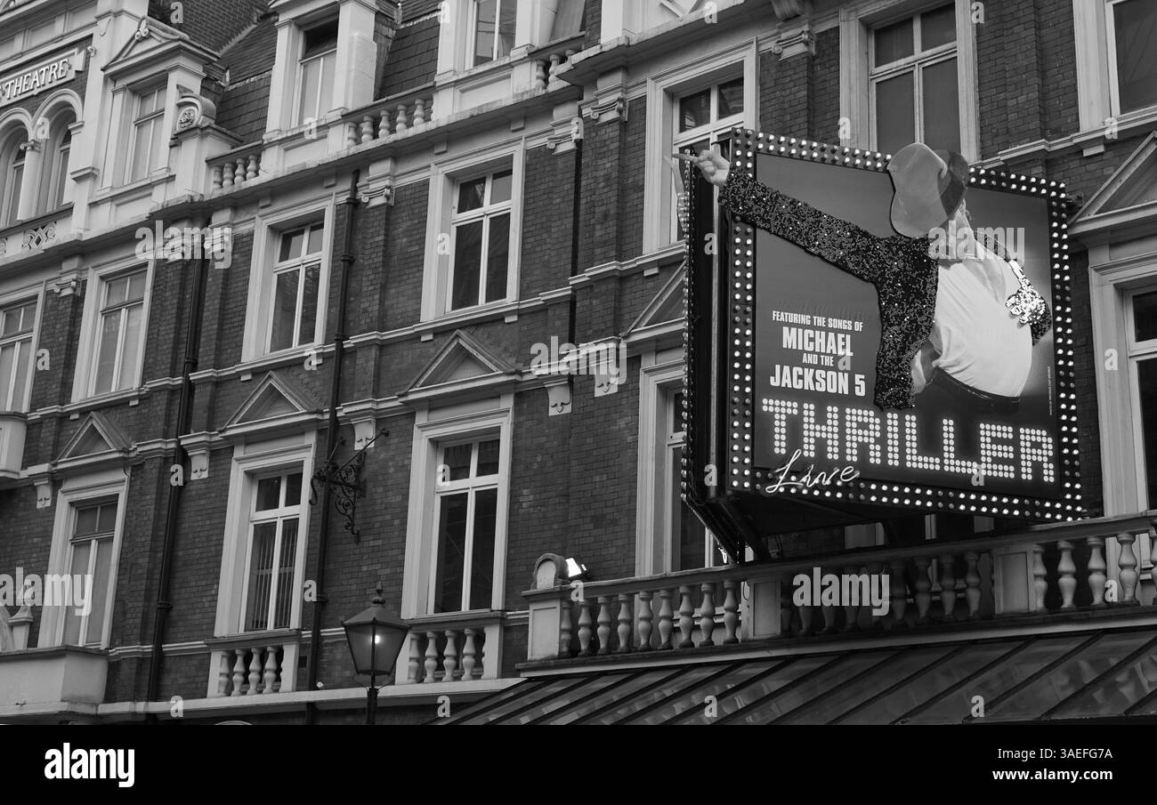 Thriller vive su: Michael Jackson Billboard Tribute Foto Stock