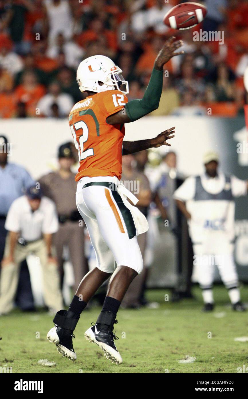 17 settembre 2009: Quarterback dei Miami Hurricanes Jacory Harris (immagine di credito: SGM/ZUMAPRESS.com) Foto Stock