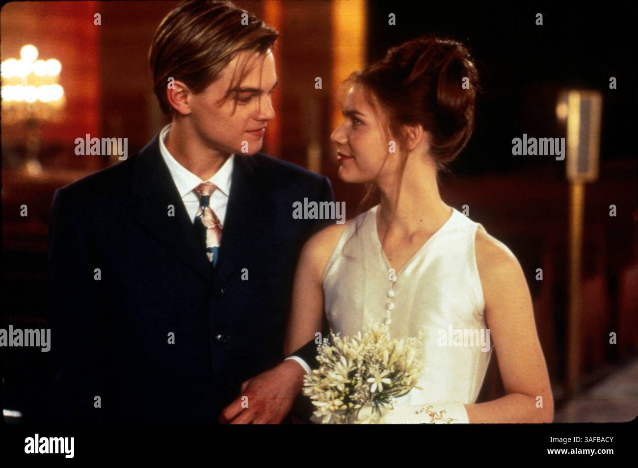 06 giugno 2000; Hollywood, CA, Stati Uniti; LEONARDO DICAPRIO e CLAIRE DANES in "Romeo e Giulietta". (Immagine di credito: ZUMA Press/ZUMAPRESS.com) Foto Stock