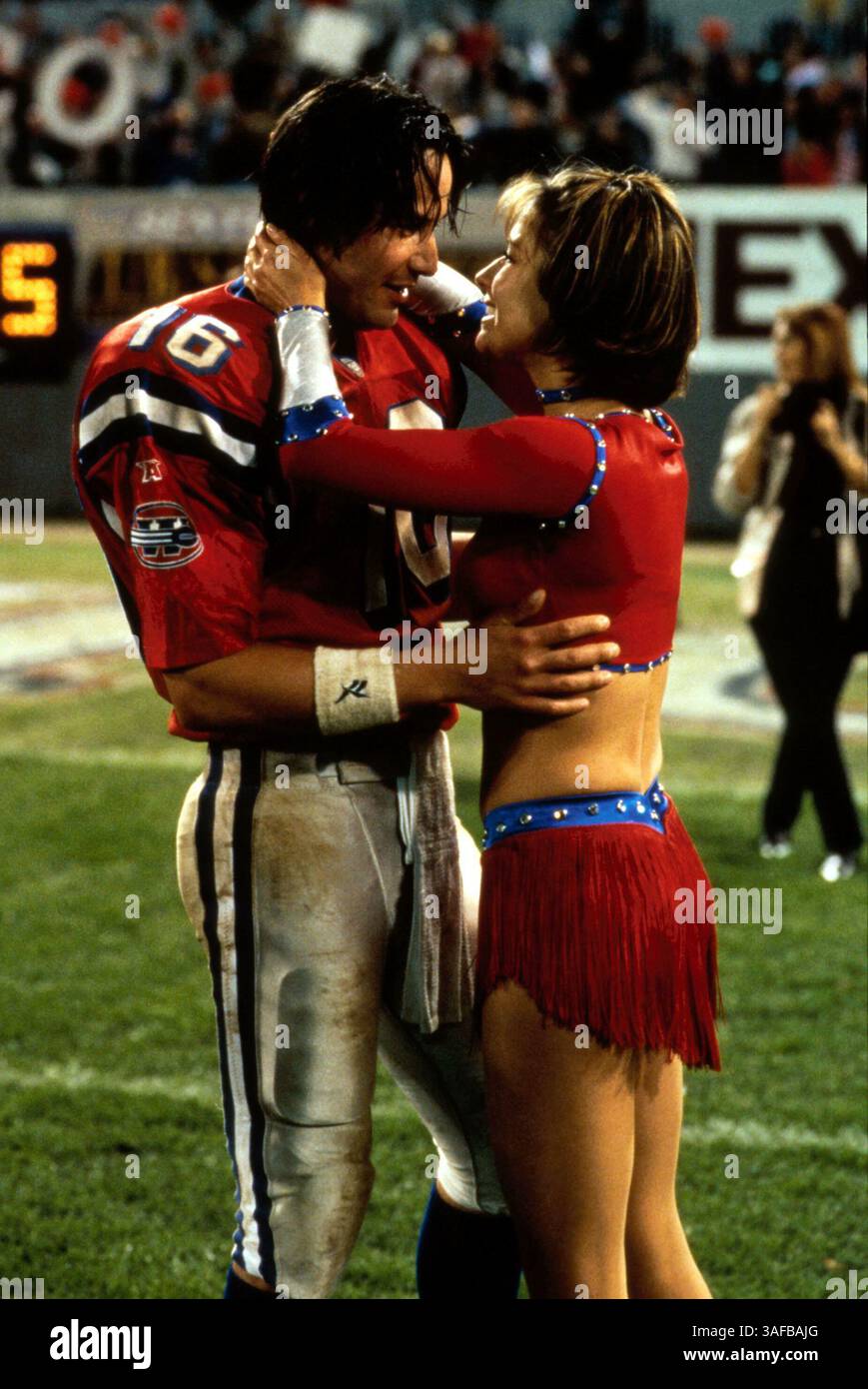 14 agosto 2000; Hollywood, CA, Stati Uniti; KEANU REEVES e BROOKE LANGTON in "The Replacements". . (Immagine di credito: ZUMA Press/ZUMAPRESS.com) Foto Stock