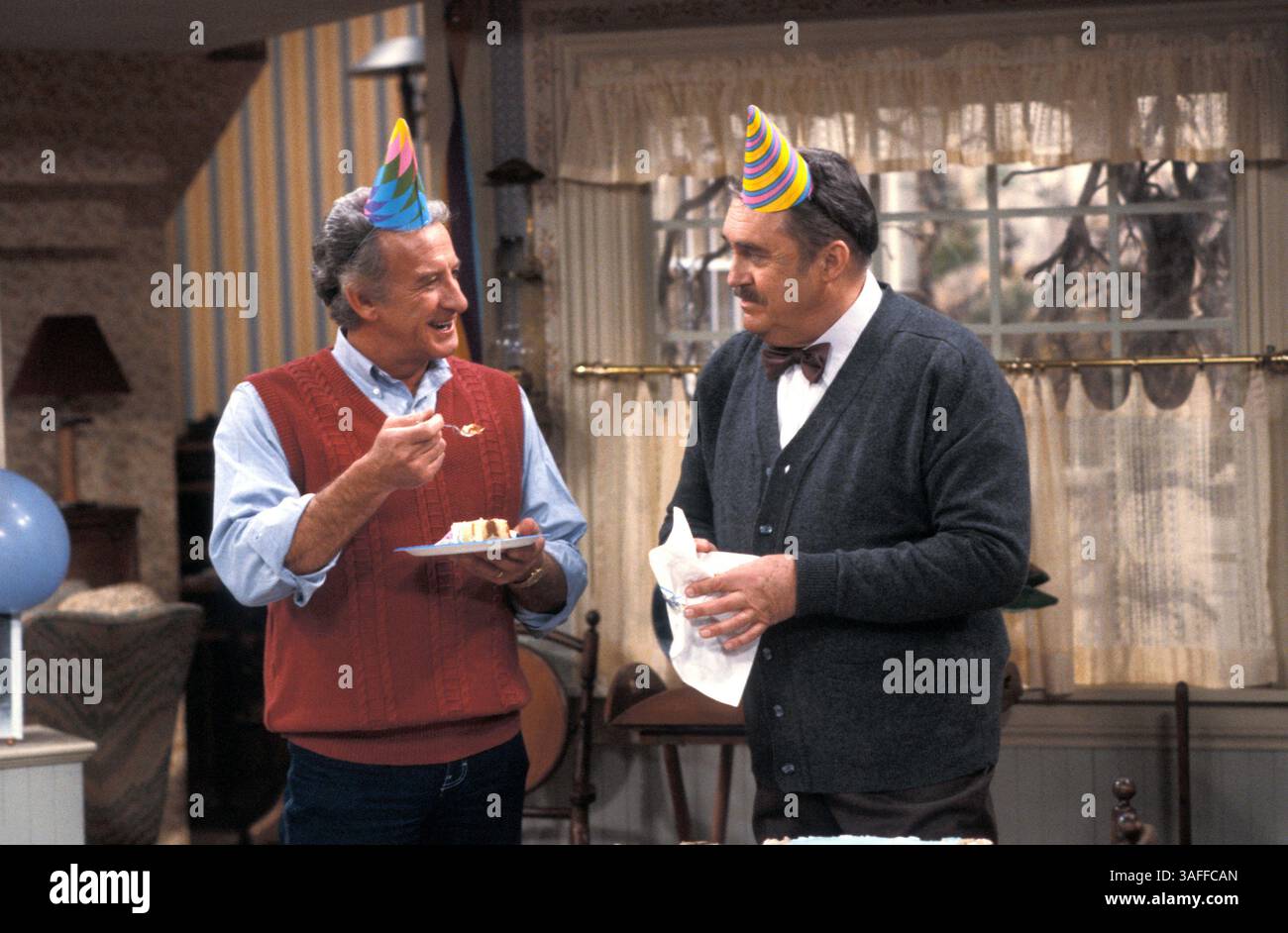 Pubblicità in studio ancora da 'Mr. Belvedere' Bob Uecker, Christopher Hewett 1985 file # 34824-1351THA Foto Stock