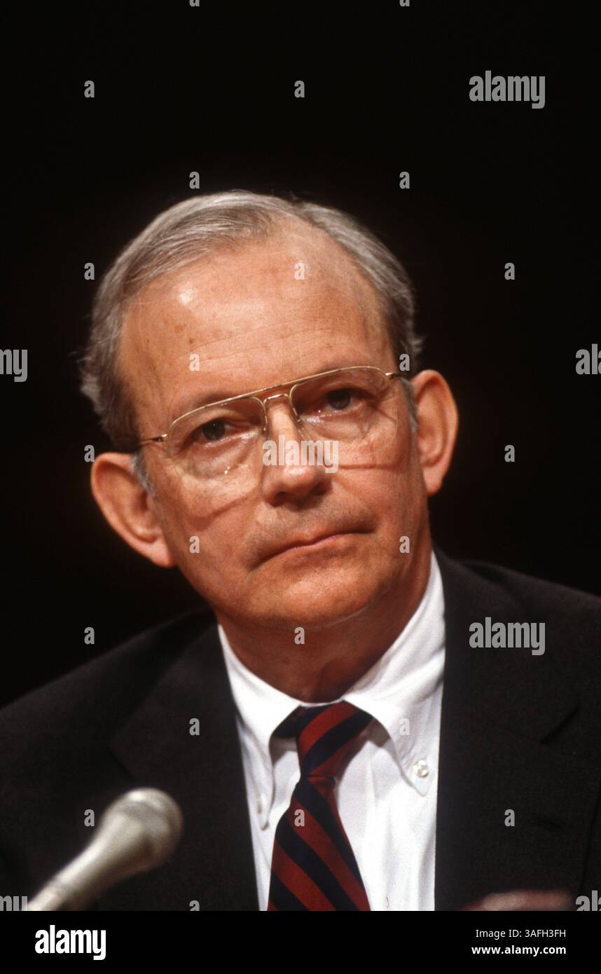 11 marzo 1997 - Washington, DC, USA - il consigliere per la sicurezza nazionale Anthony Lake testimonia nell'audizione del Comitato di Intelligence del Senato sulla sua nomina a direttore della CIA l'11 marzo 1997. (Immagine di credito: © Richard Ellis/ZUMAPRESS.com) Foto Stock
