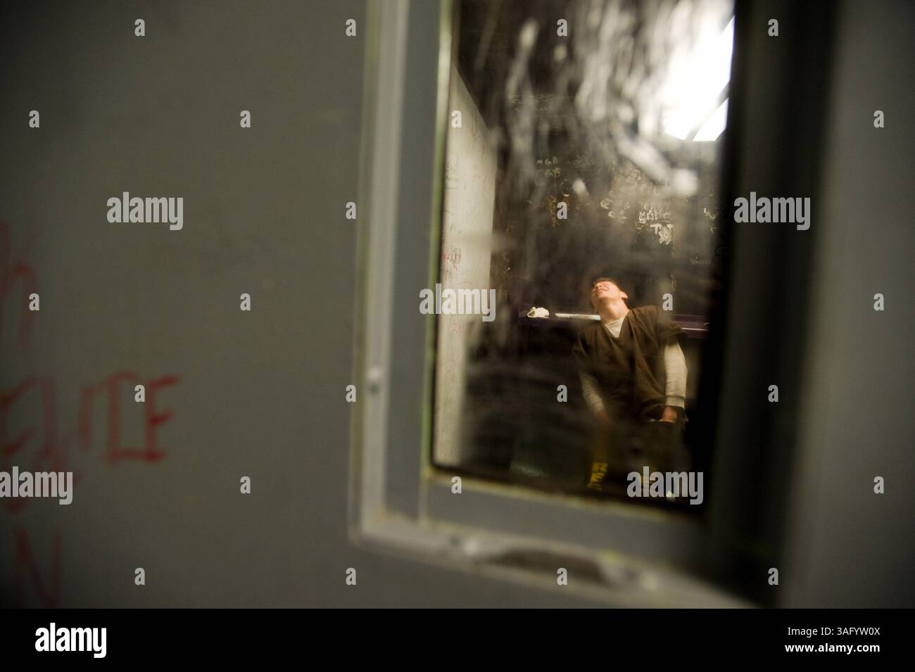 5 gennaio 2010 - Biloxi, Mississippi, Stati Uniti - detenuti nella loro cella presso il Centro di detenzione per minorenni della contea di Harrison a Biloxi. (Immagine di credito: © Sharon Steinmann/ZUMAPRESS.com) Foto Stock