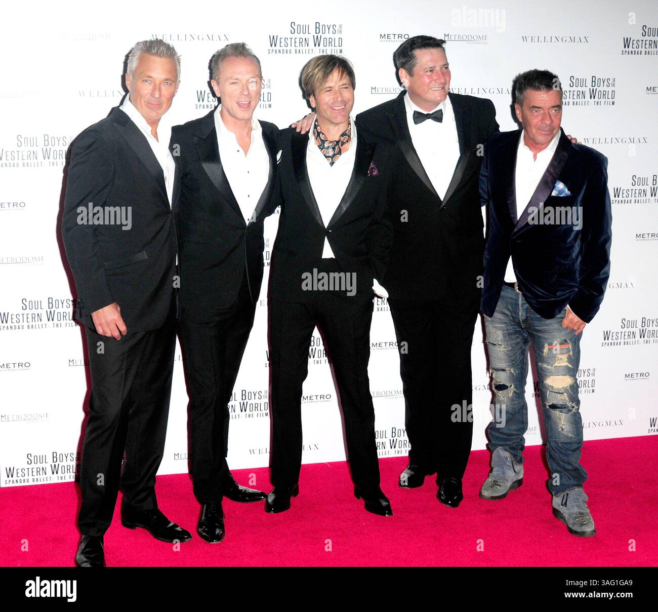 Martin Kemp, Gary Kemp, Steve Norman, Tony Hadley e John Keeble alla prima europea di "Soul Boys of the Western World" alla Royal Albert Hall di Londra - 30 settembre 2014 Foto Stock