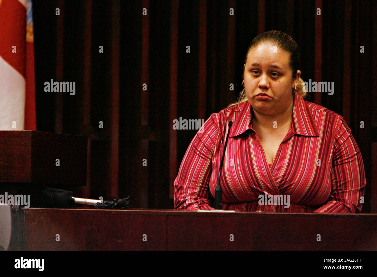 TP 288736 WALL Murder 2.(05/21/2008 -- Tampa) FOTO 2: Brittani Stewart testimonia durante le tracce di Timothy Blackwelder per l'omicidio di suo marito, George Stewart, nel dicembre 2007. (Immagine di credito: St Petersburg Times/ZUMAPRESS.com) Foto Stock